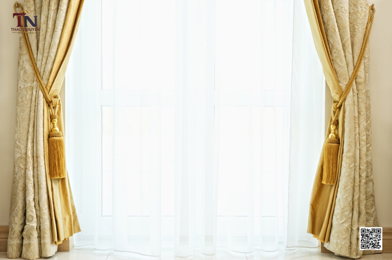 Cách tạo điểm nhấn đẹp mắt cho không gian bằng rèm cửa mà không làm phòng trông bí bách