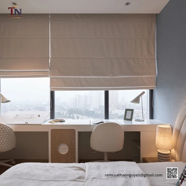 Rèm Cửa Căn Hộ Nhỏ: Bí Quyết Tận Dụng Ánh Sáng Mà Vẫn Riêng Tư
