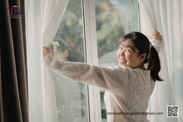 Rèm Cửa Căn Hộ Nhỏ: Bí Quyết Tận Dụng Ánh Sáng Mà Vẫn Riêng Tư