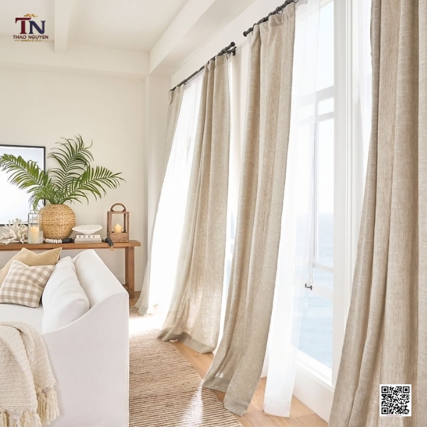 Rèm Cửa Căn Hộ Sặc Sỡ Nhìn Vui Mắt Nhưng Nhanh Hối Hận